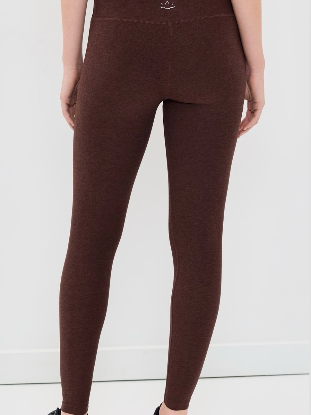 Beyond Yoga High-Rise Seamless Leggings in Chocolate Brown